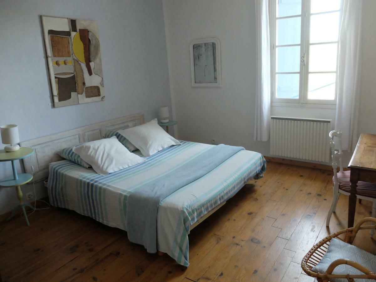 Chambres D'Hotes Dans Maison D'Artiste Galargues Exterior foto